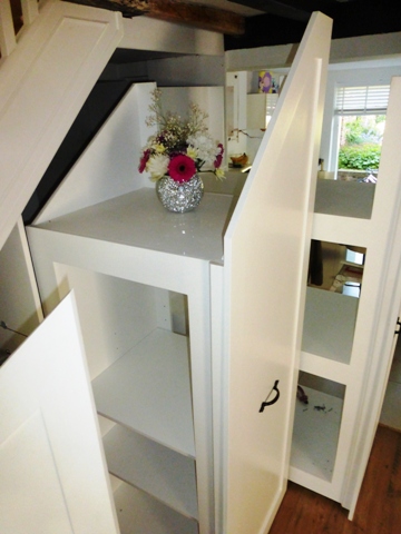 Home and Office Cabinets and Shelving Installations